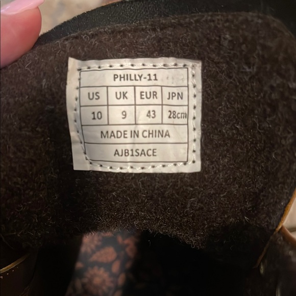 Bruno Marc NY “Philly” Synthetic Leather Brown Boots - Picture 2 of 10